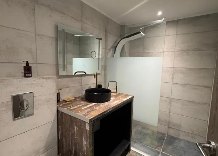 Appartement Previllage Red 7-8 *